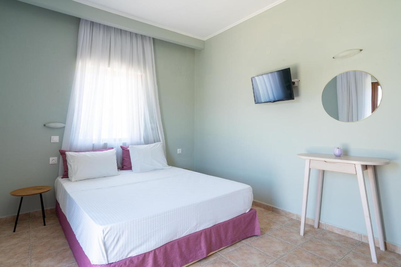 Serenity Hideaway Палеохора Экстерьер фото